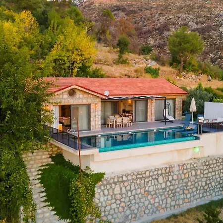 מלון Carina / Kalkan