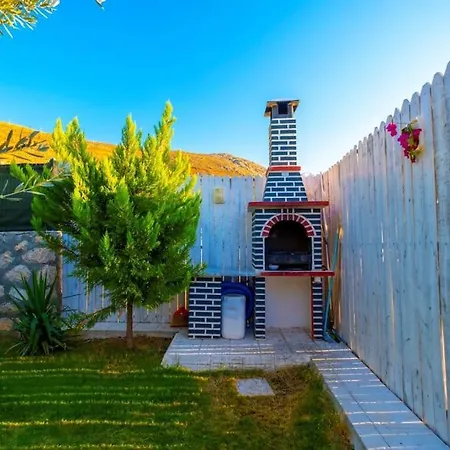 Ξενοδοχείο Carina / Kalkan